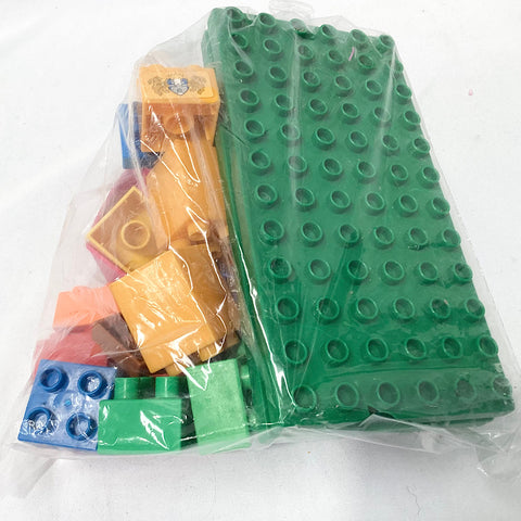 Plastic Building Blocks (C)