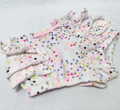 Milky bloomers size 3-6 months (spots)